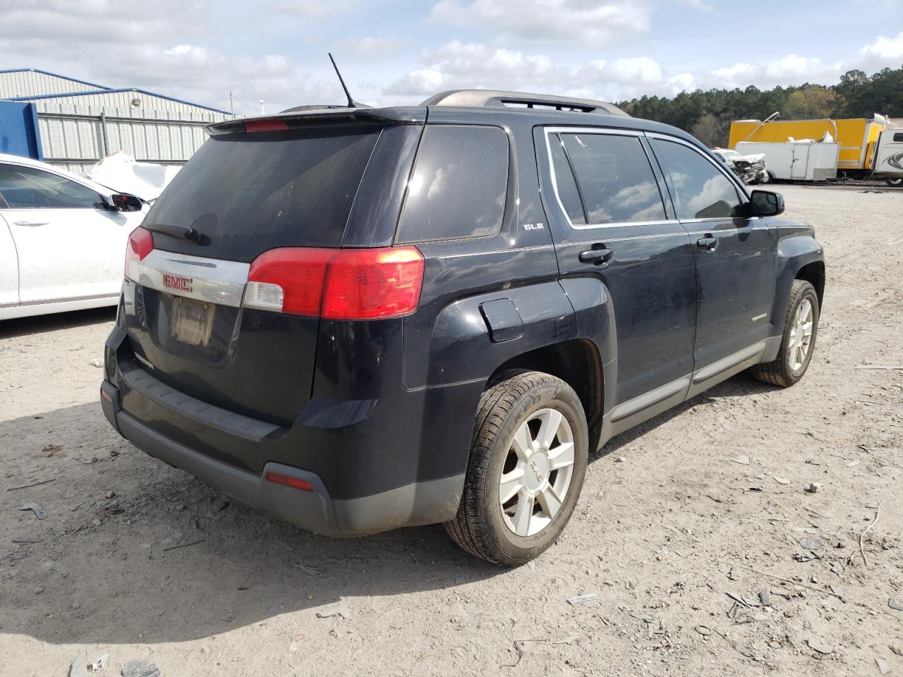 Photo 4 from auction – 2013 GMC TERRAIN SL with VIN 2GKALSEK2D6241058