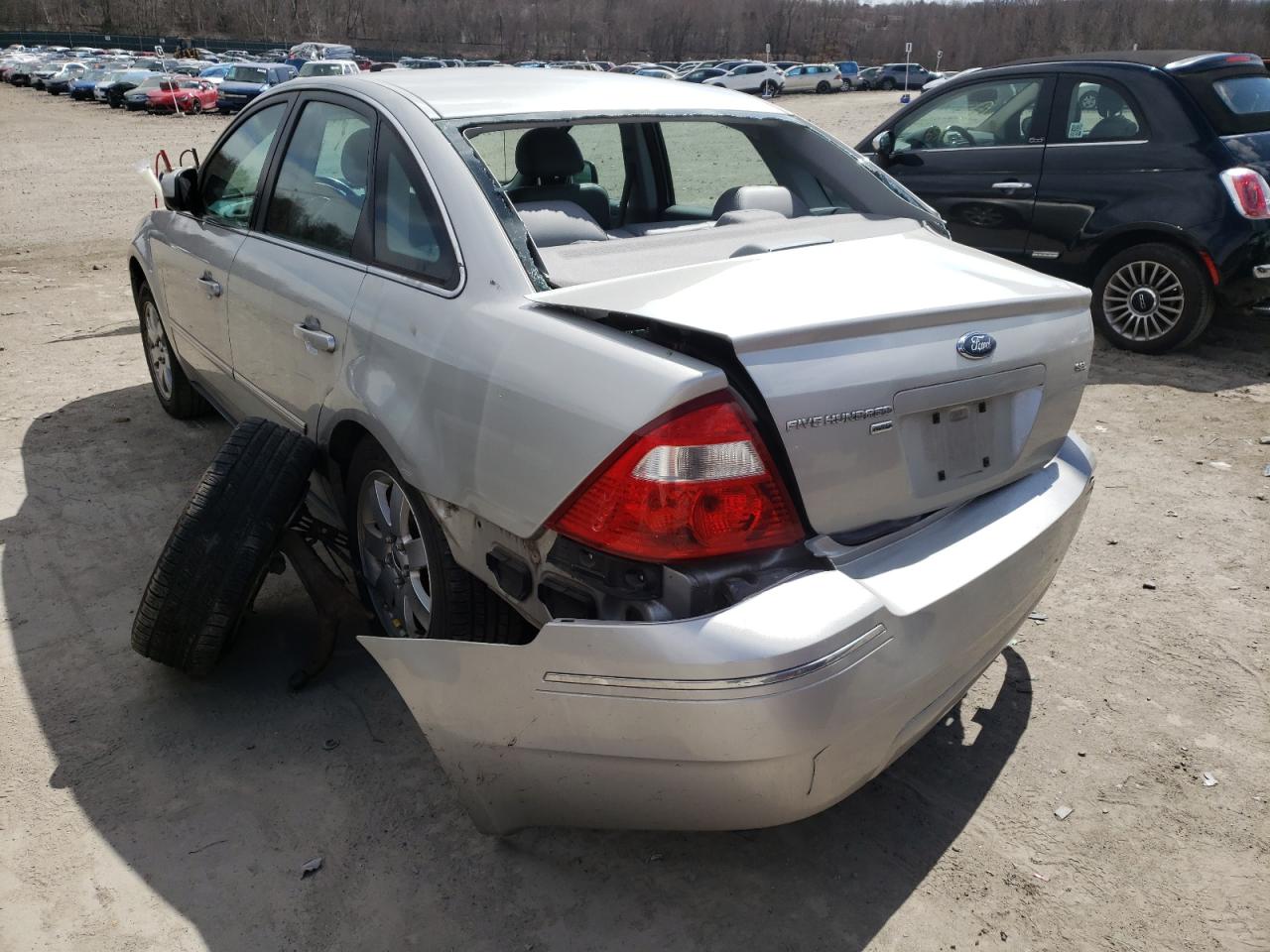 Photo 3 from auction – 2006 FORD FIVE HUNDR with VIN 1FAFP27166G119502