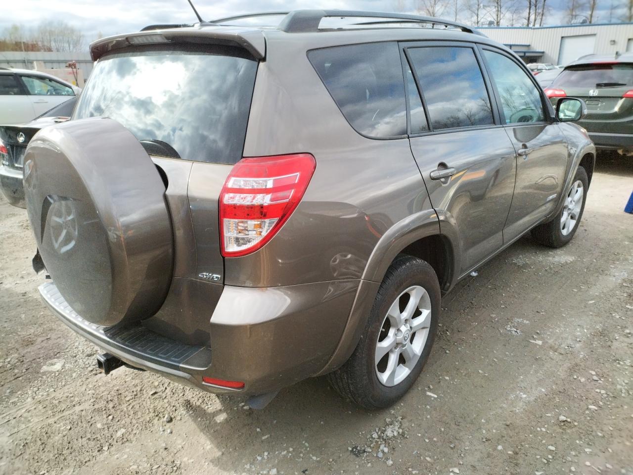 Photo 4 from auction – 2012 TOYOTA RAV4 LIMIT with VIN 2T3DK4DV0CW065830