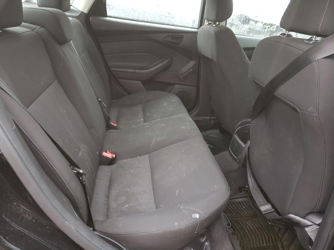 Photo 6 from auction – 2016 FORD FOCUS S with VIN 1FADP3E2XGL221158