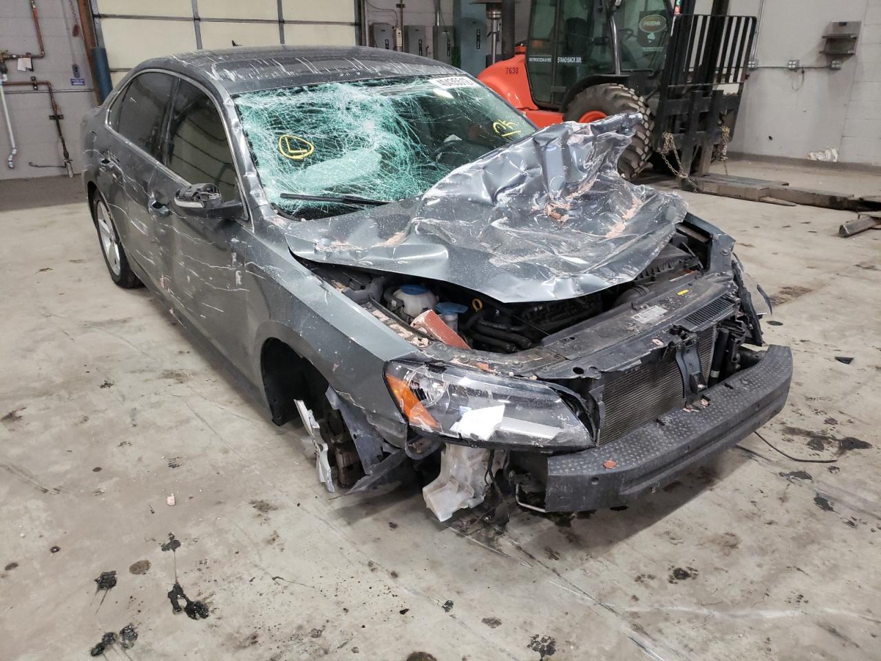 Photo 1 from auction – 2015 VOLKSWAGEN PASSAT S with VIN 1VWAS7A33FC090913