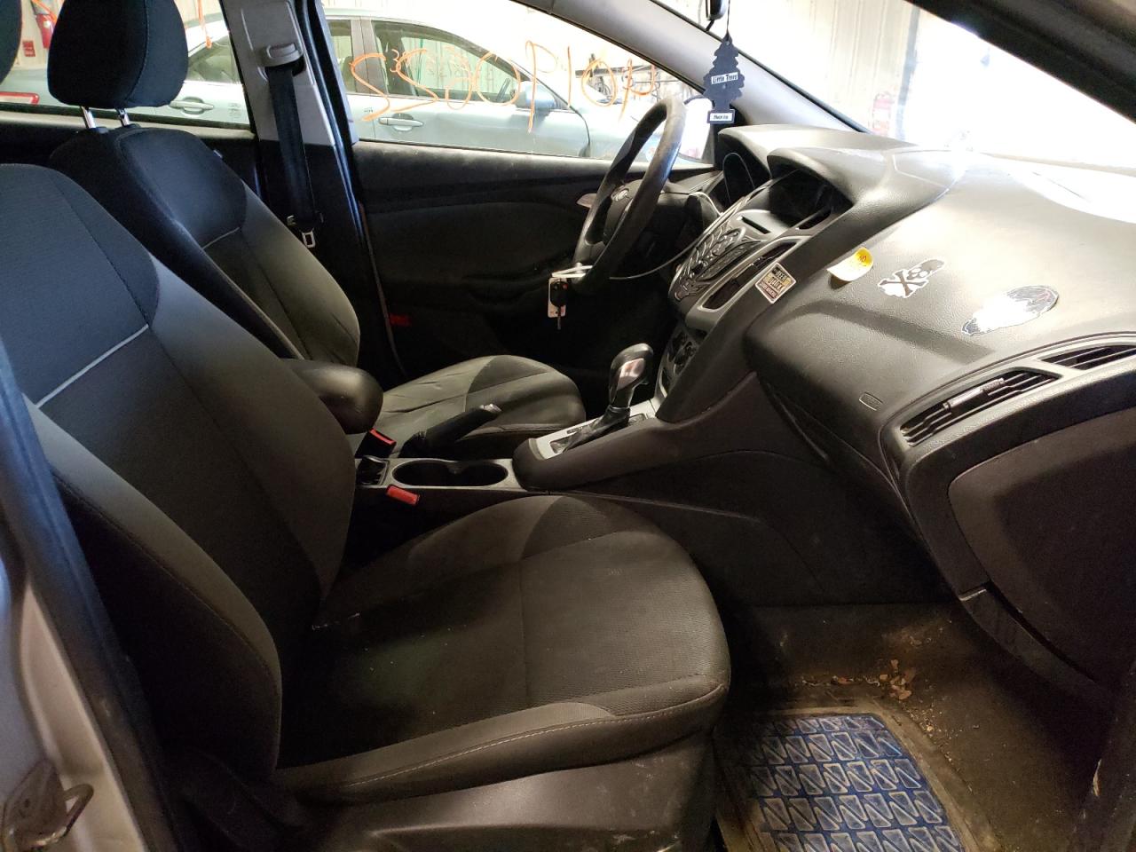 Photo 5 from auction – 2013 FORD FOCUS SE with VIN 1FADP3F27DL342675