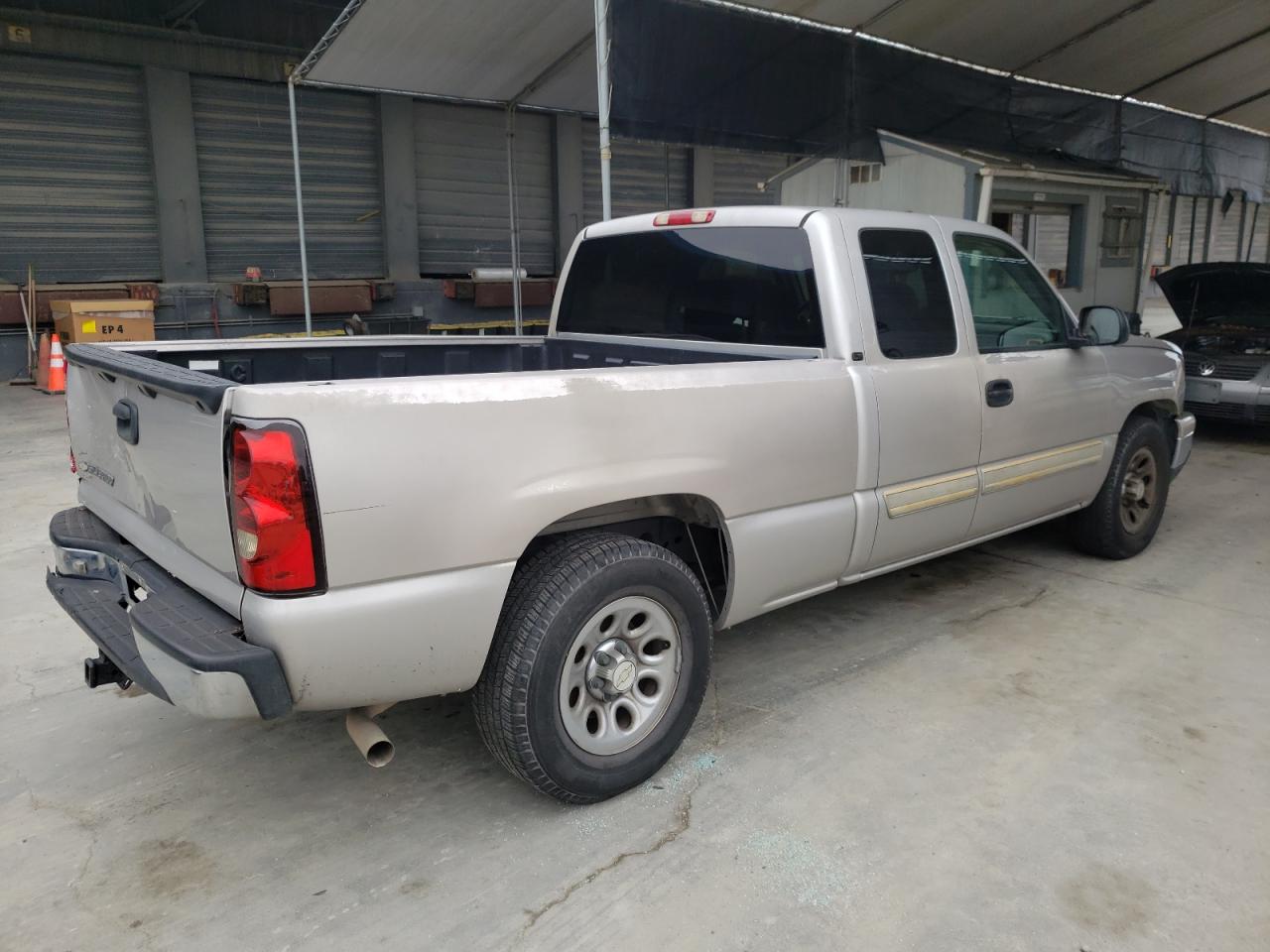 Photo 4 from auction – 2006 CHEVROLET SILVERADO with VIN 2GCEC19Z861308941