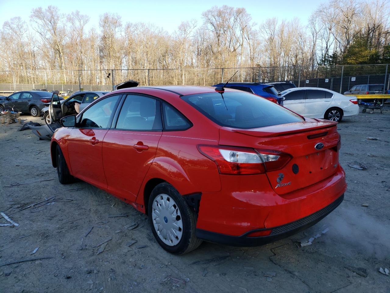 Photo 3 from auction – 2012 FORD FOCUS SE with VIN 1FAHP3F22CL260143