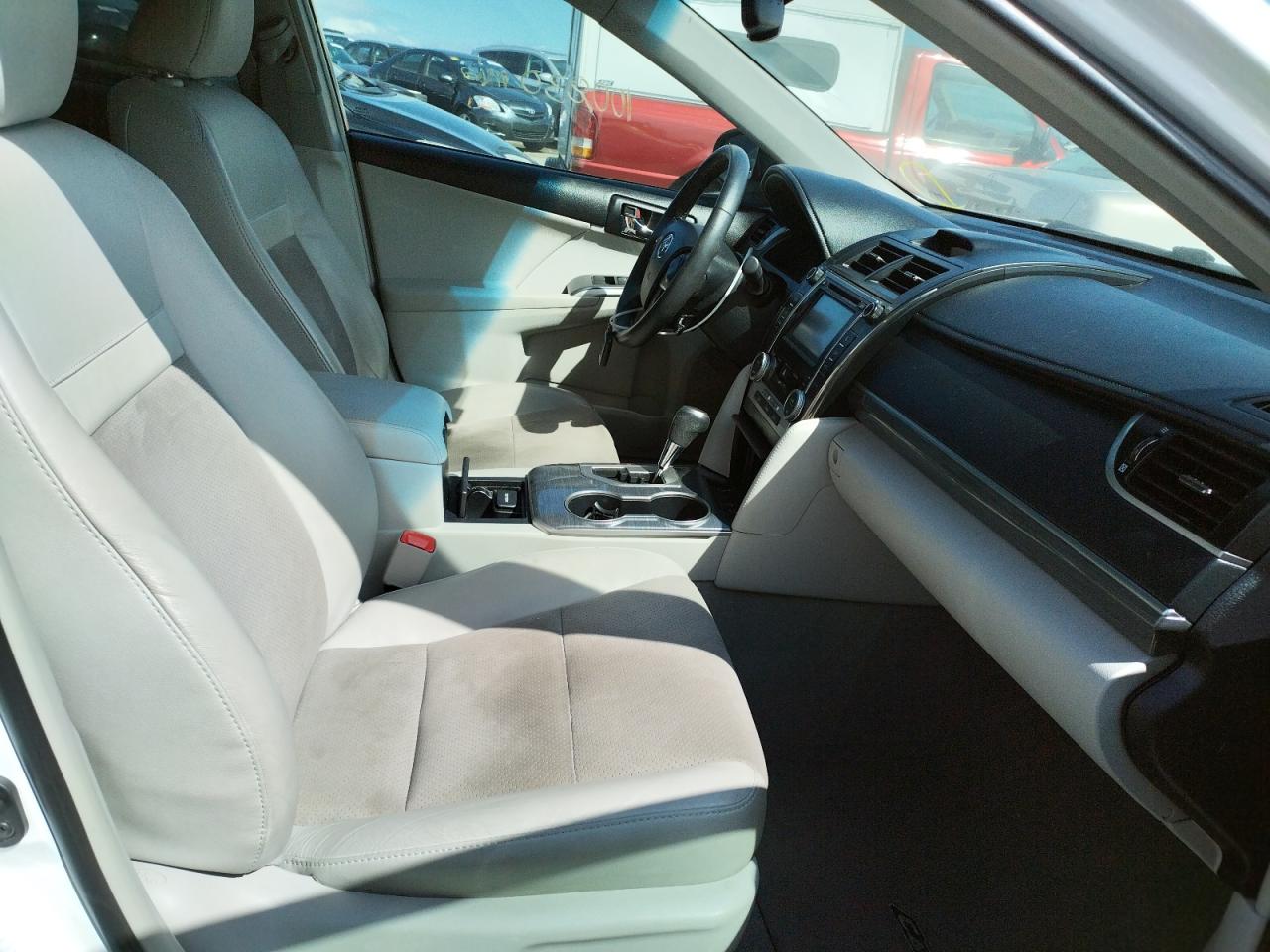 Photo 5 from auction – 2012 TOYOTA CAMRY HYBR with VIN 4T1BD1FK7CU026017