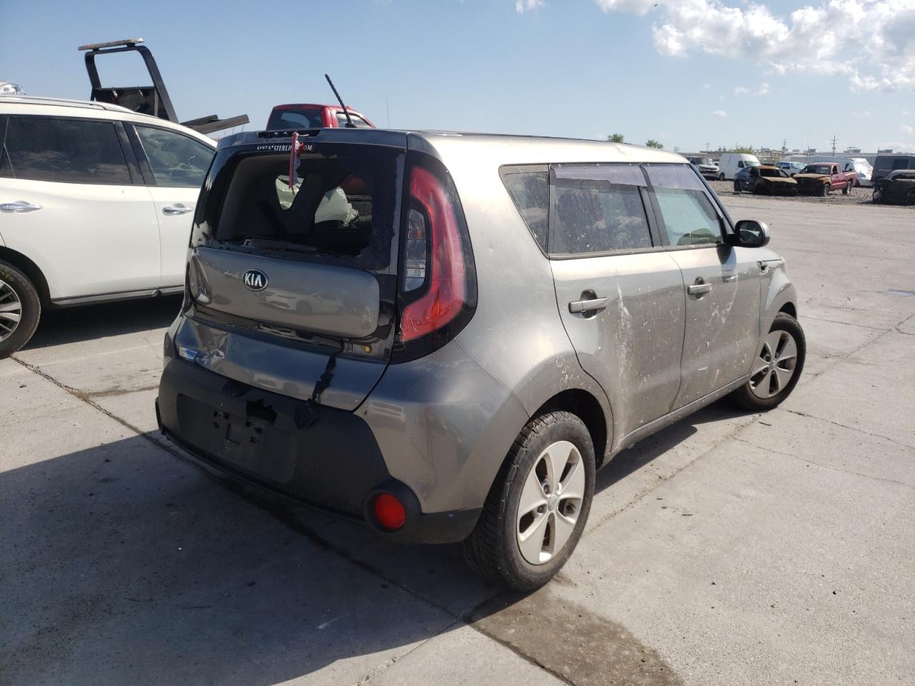 Photo 4 from auction – 2014 KIA SOUL with VIN KNDJN2A22E7062435