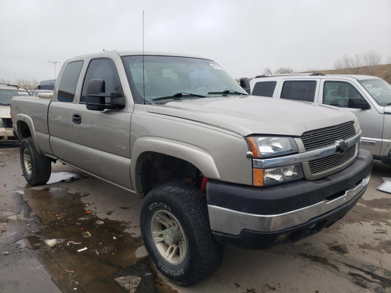 CHEVROLET SILVERADO 2003 con VIN 1GCHK29143E187075 - Foto de la subasta