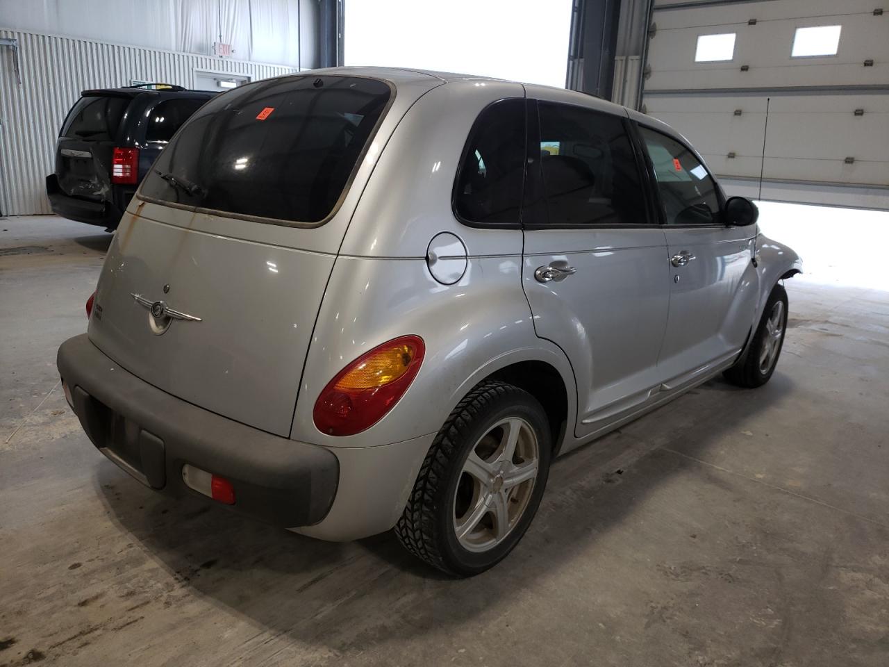 Photo 4 from auction – 2001 CHRYSLER PT CRUISER with VIN 3C8FY4BB51T592801