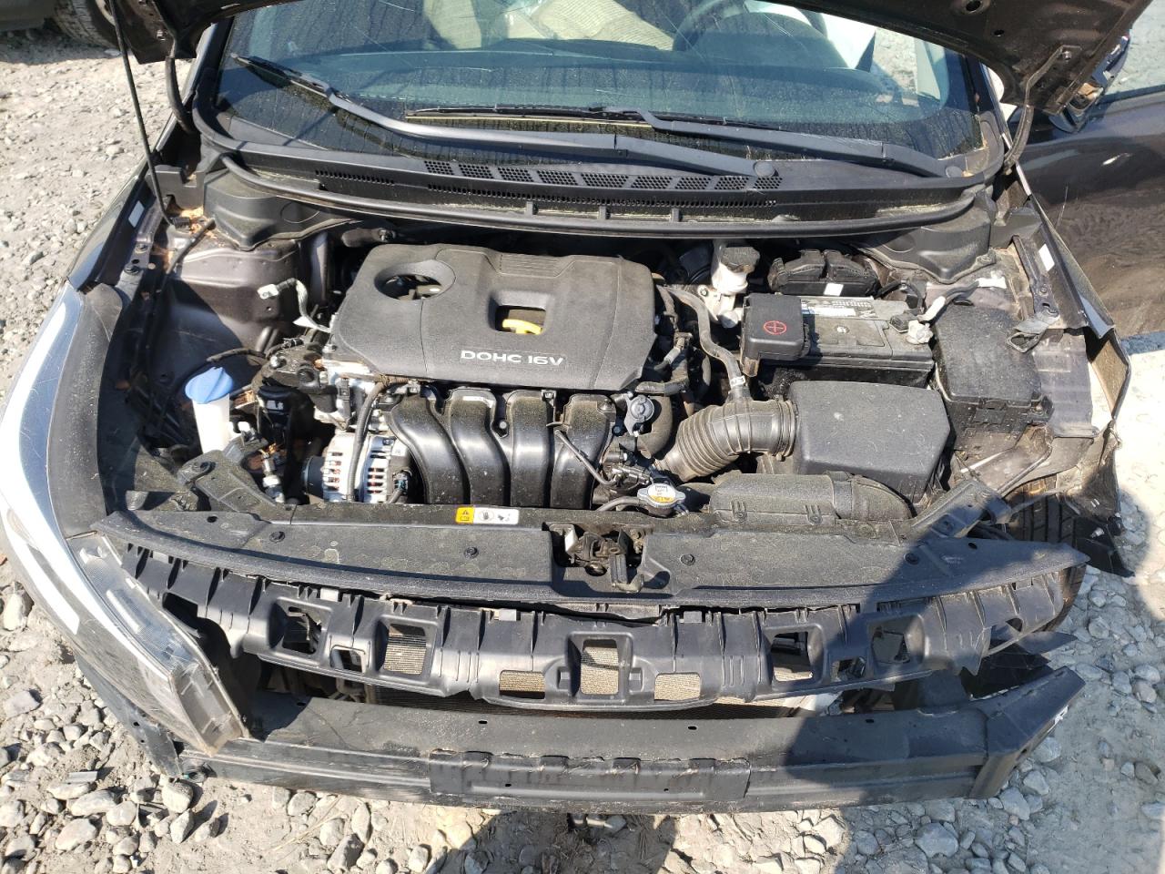 Photo 7 from auction – 2017 KIA FORTE LX with VIN 3KPFK4A7XHE140325