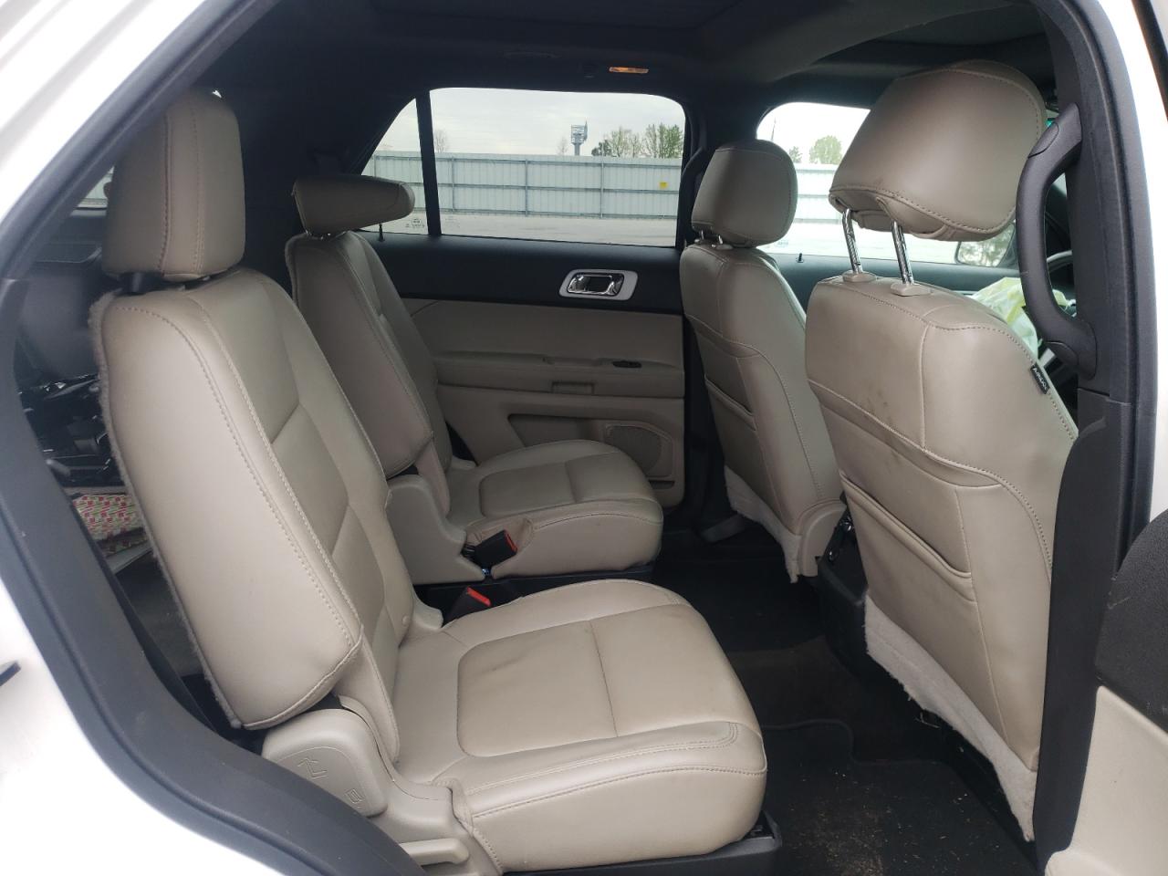Photo 6 from auction – 2015 FORD EXPLORER X with VIN 1FM5K7D84FGB55784