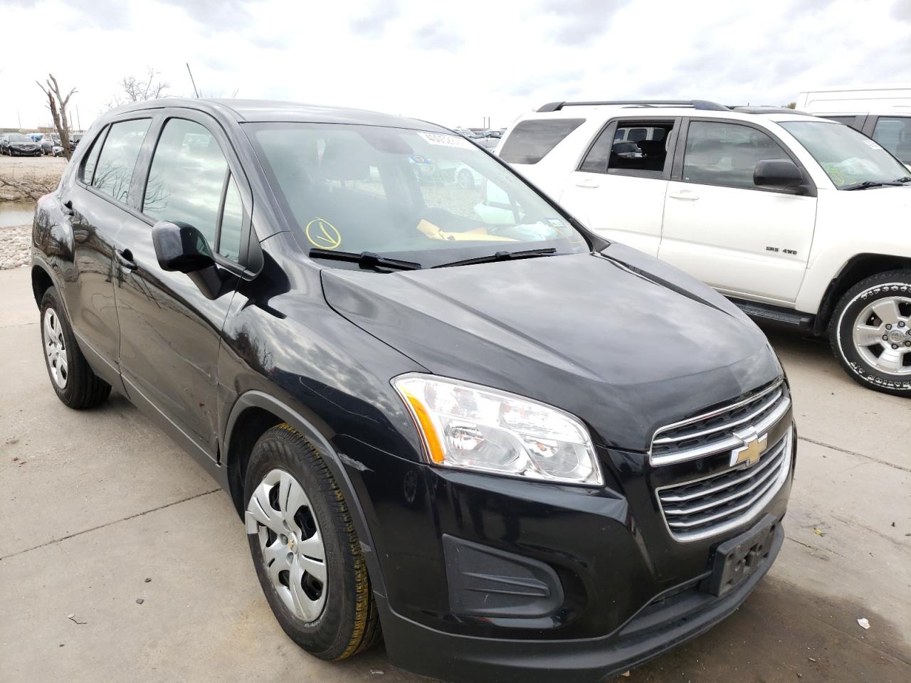 Photo 1 from auction – 2016 CHEVROLET TRAX LS with VIN KL7CJKSB4GB685569