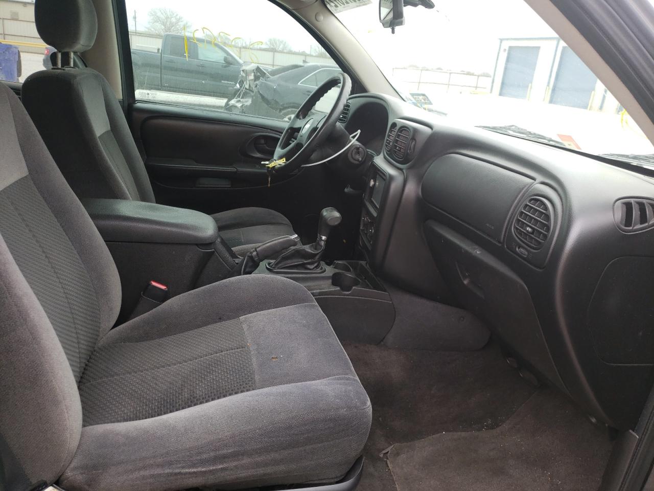 Photo 5 from auction – 2008 CHEVROLET TRAILBLAZE with VIN 1GNDS13S182215845