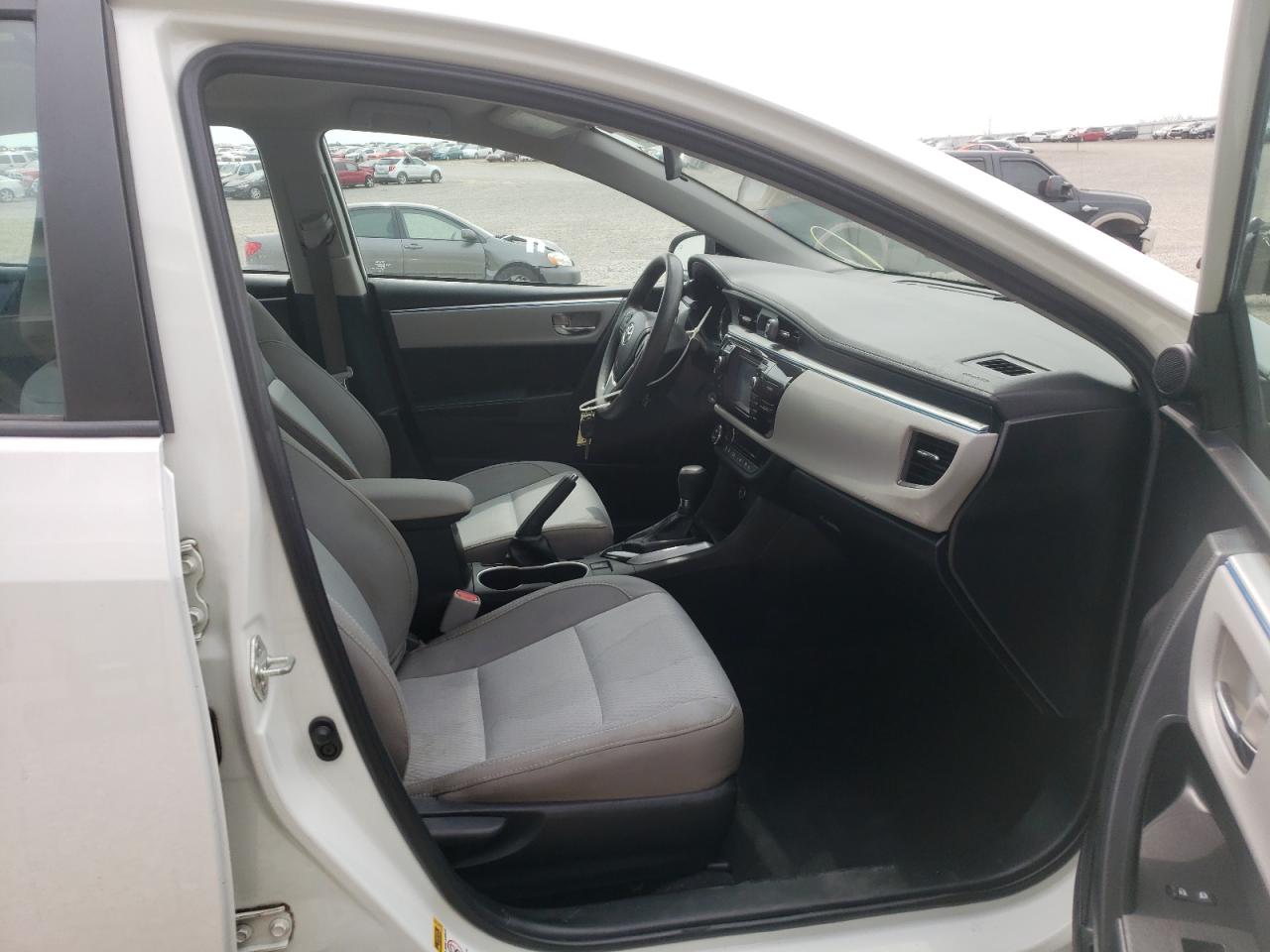 Foto 5 de la subasta – 2015 TOYOTA COROLLA L con VIN 2T1BURHE2FC466495