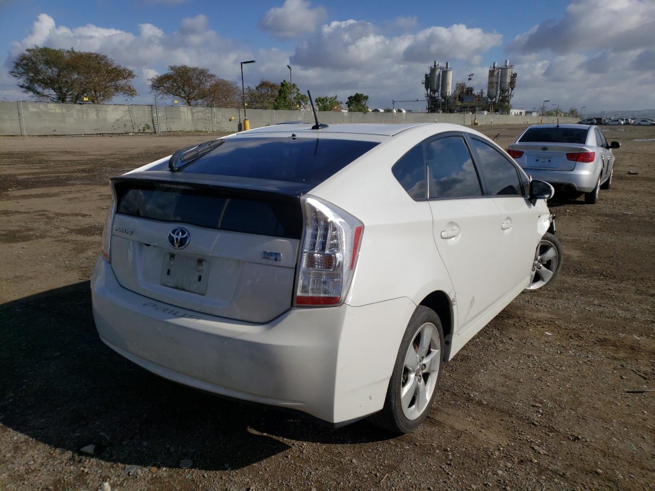 Photo 4 from auction – 2010 TOYOTA PRIUS with VIN JTDKN3DU8A0074728
