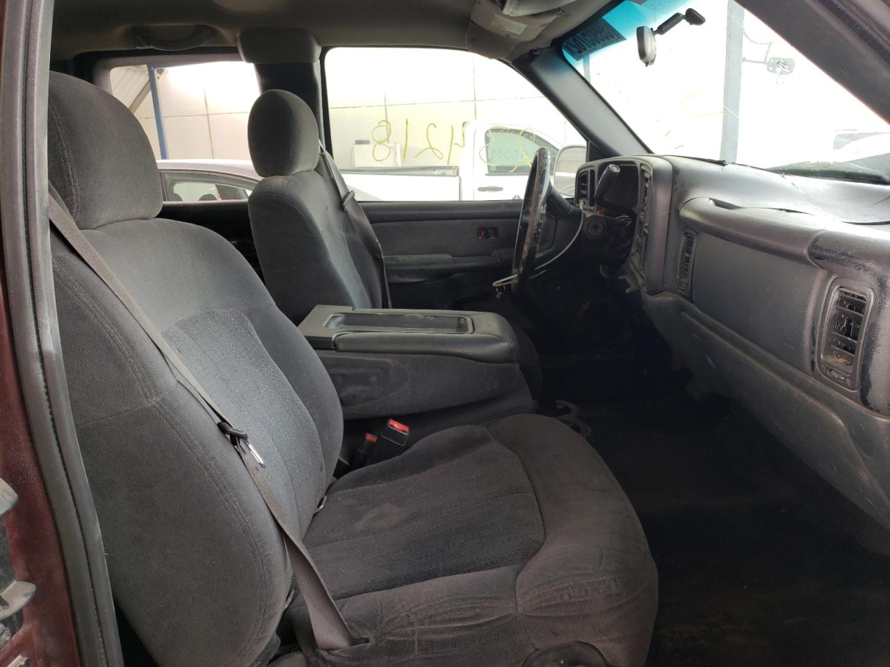 Photo 5 from auction – 2002 CHEVROLET SILVERADO with VIN 2GCEC19V921188476