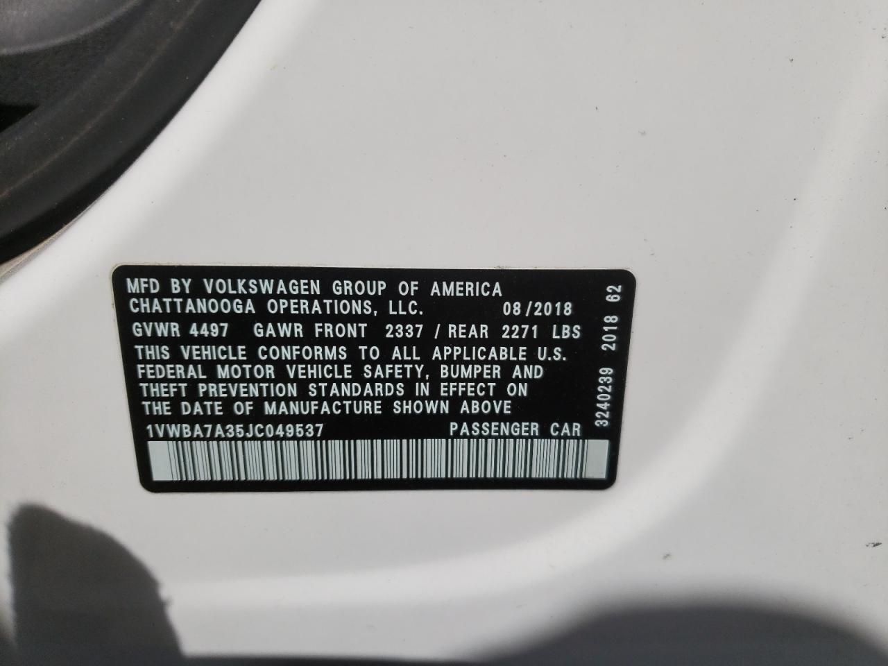 Photo 10 from auction – 2018 VOLKSWAGEN PASSAT SE with VIN 1VWBA7A35JC049537