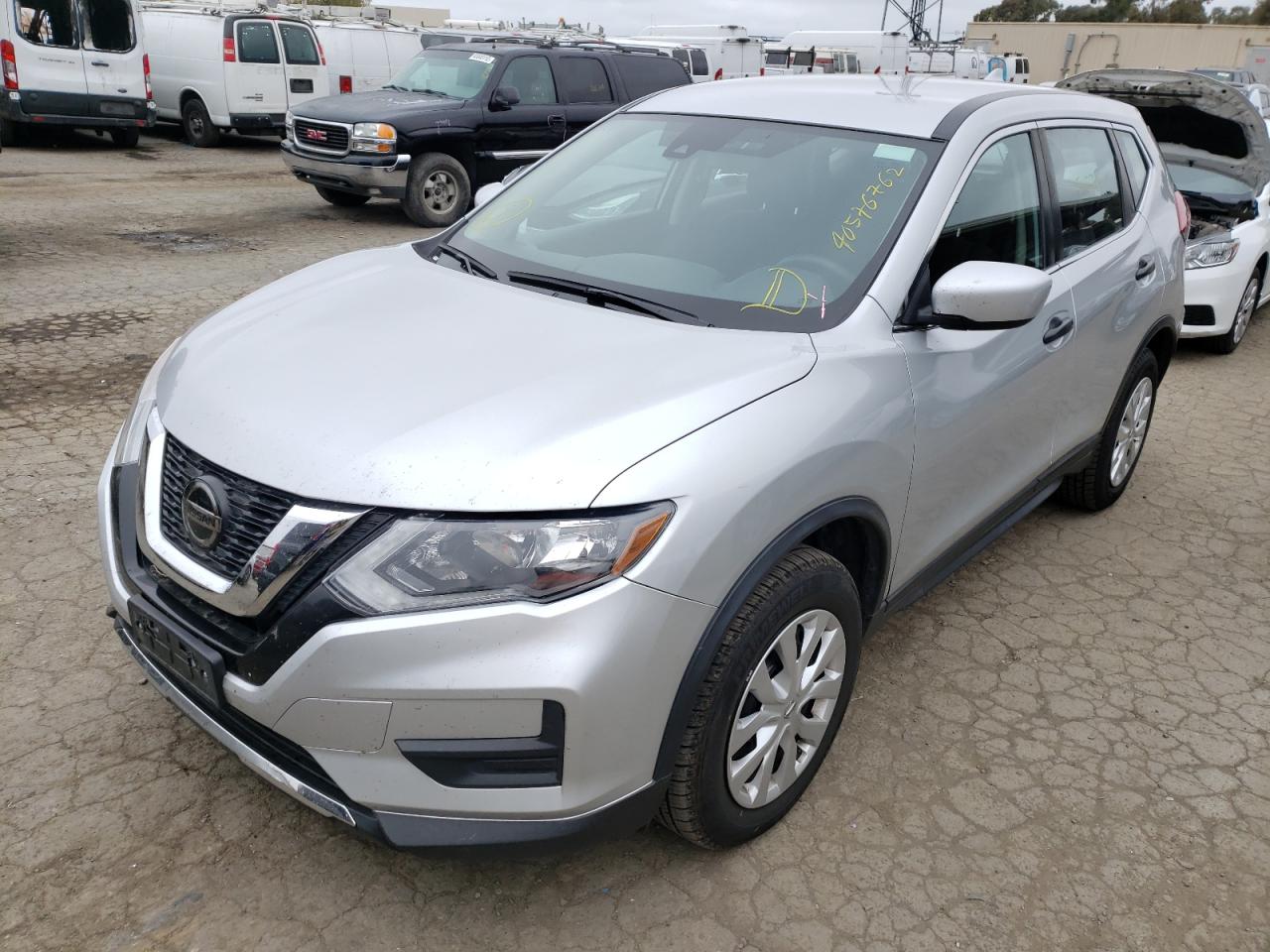 Photo 2 from auction – 2020 NISSAN ROGUE S with VIN KNMAT2MV2LP536876