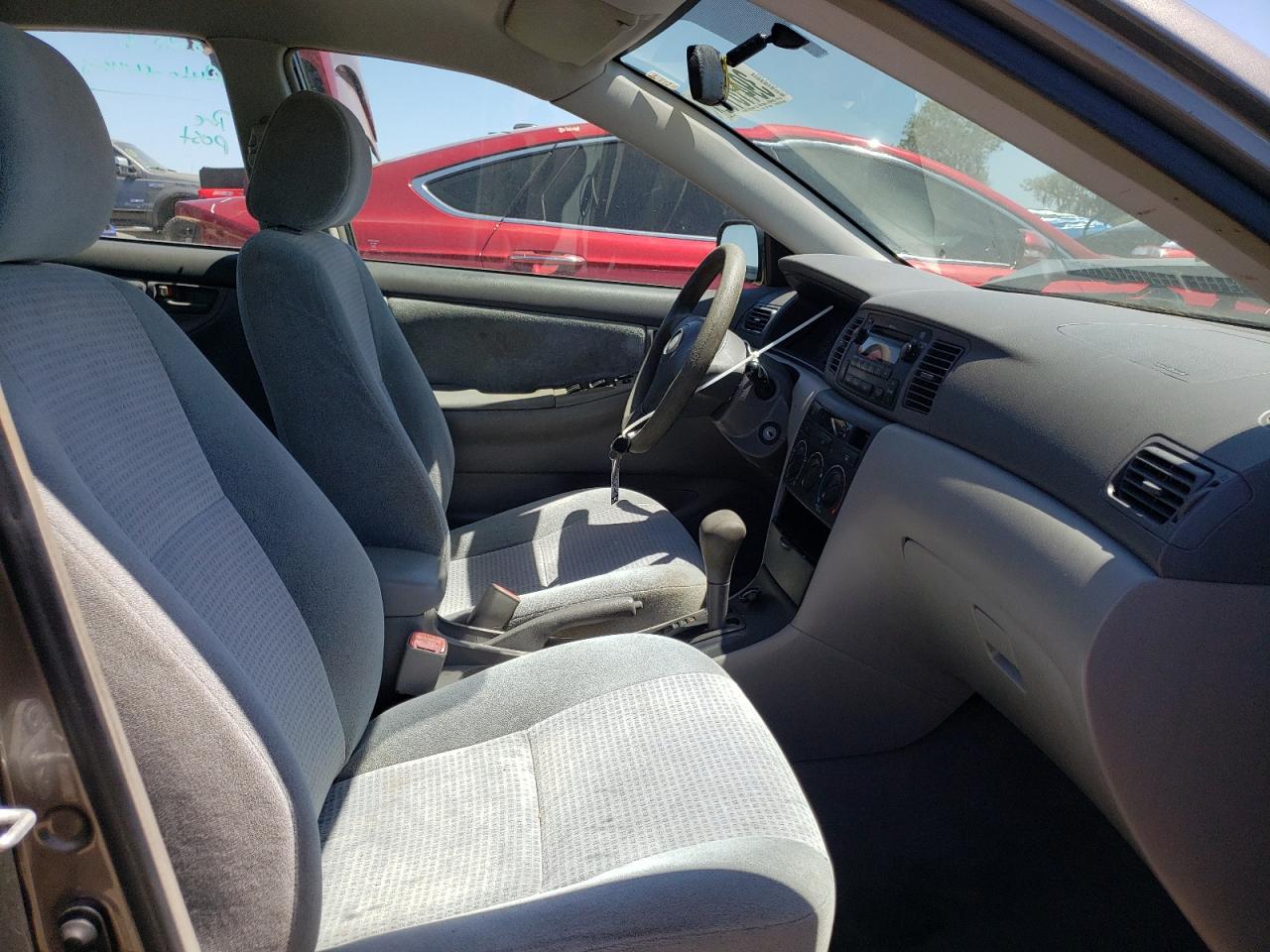 Photo 5 from auction – 2008 TOYOTA COROLLA CE with VIN 1NXBR32E88Z990680