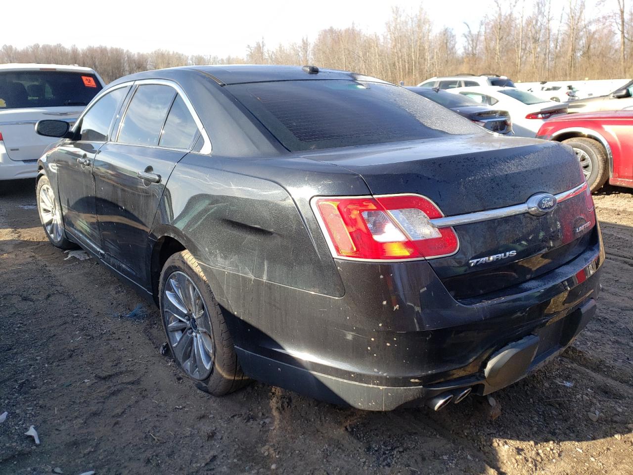 Photo 3 from auction – 2010 FORD TAURUS LIM with VIN 1FAHP2FW0AG134592
