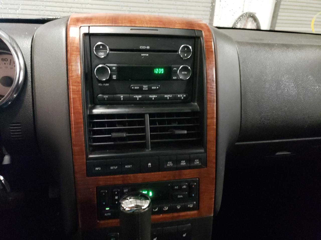 Photo 9 from auction – 2010 FORD EXPLORER E with VIN 1FMEU7EE1AUA43596