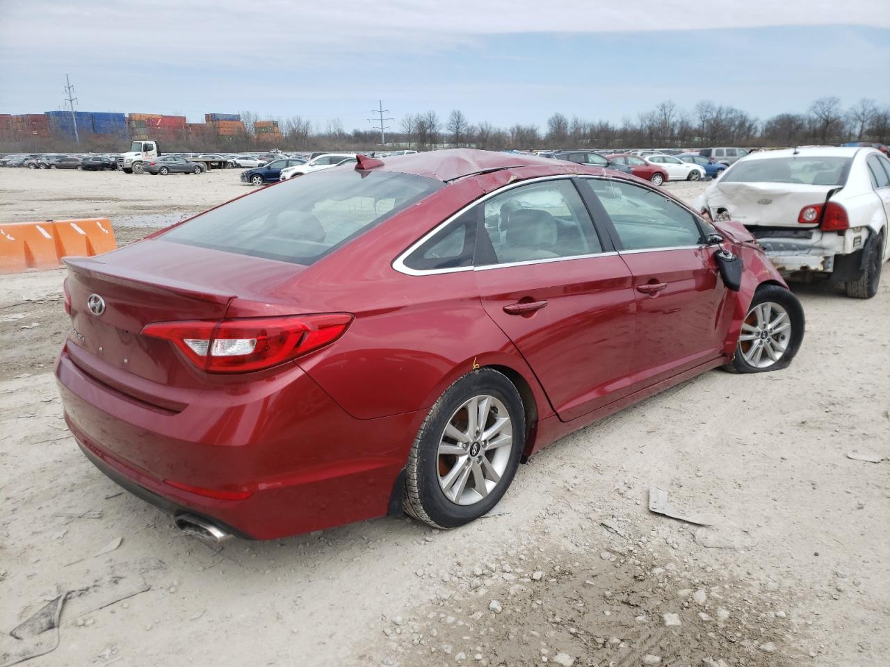 Photo 4 from auction – 2016 HYUNDAI SONATA SE with VIN 5NPE24AF1GH405534