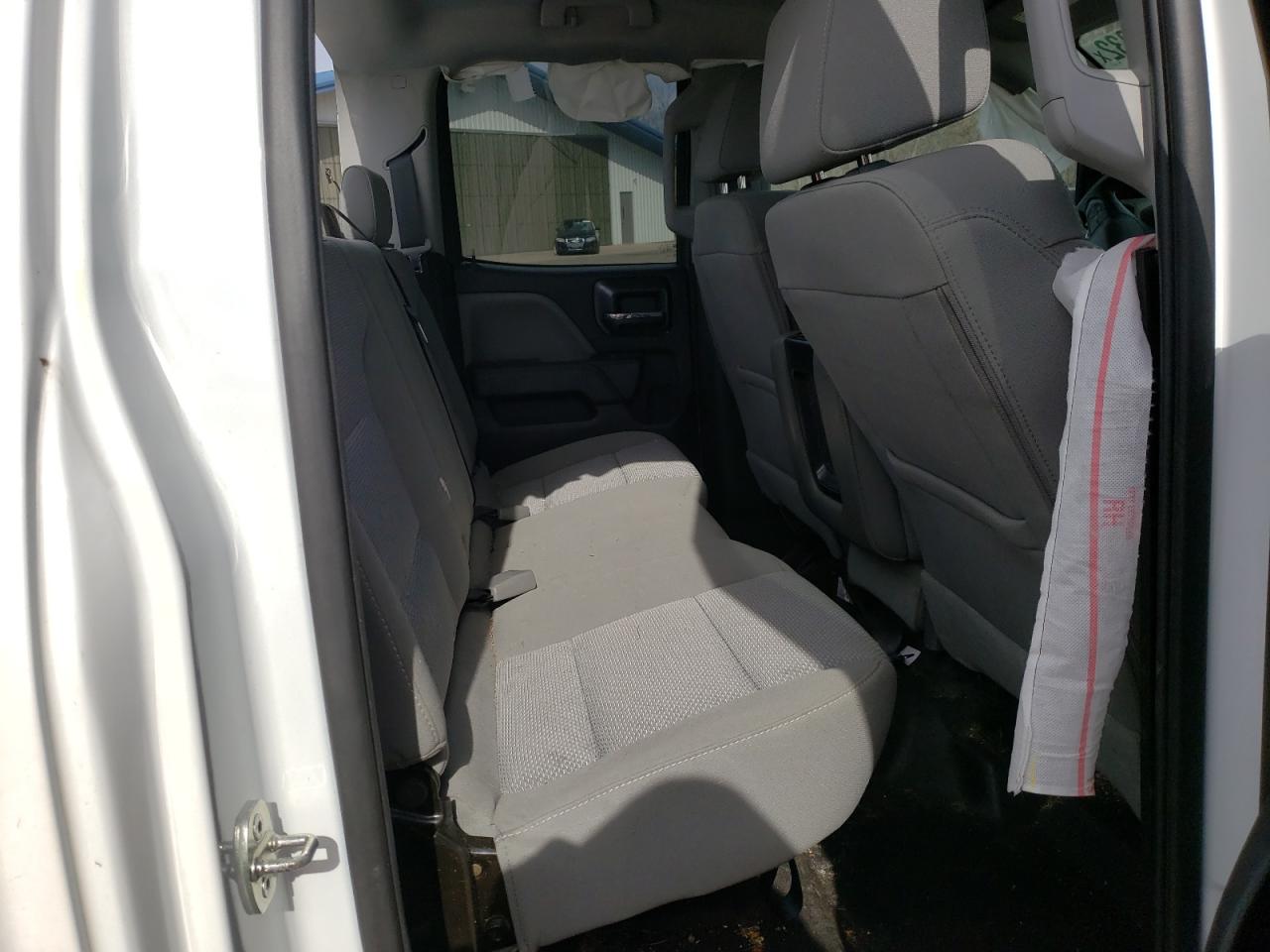 Photo 6 from auction – 2019 CHEVROLET SILVERADO with VIN 2GC2KREG8K1152953
