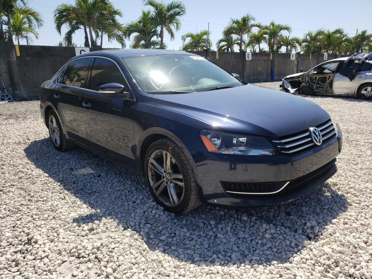 VOLKSWAGEN PASSAT SE 2014 with VIN 1VWBS7A39EC069423 - Photo from auction