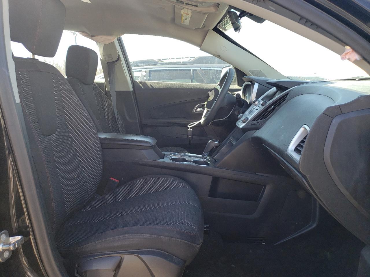 Photo 5 from auction – 2017 CHEVROLET EQUINOX with VIN 2GNALBEK6H1603947