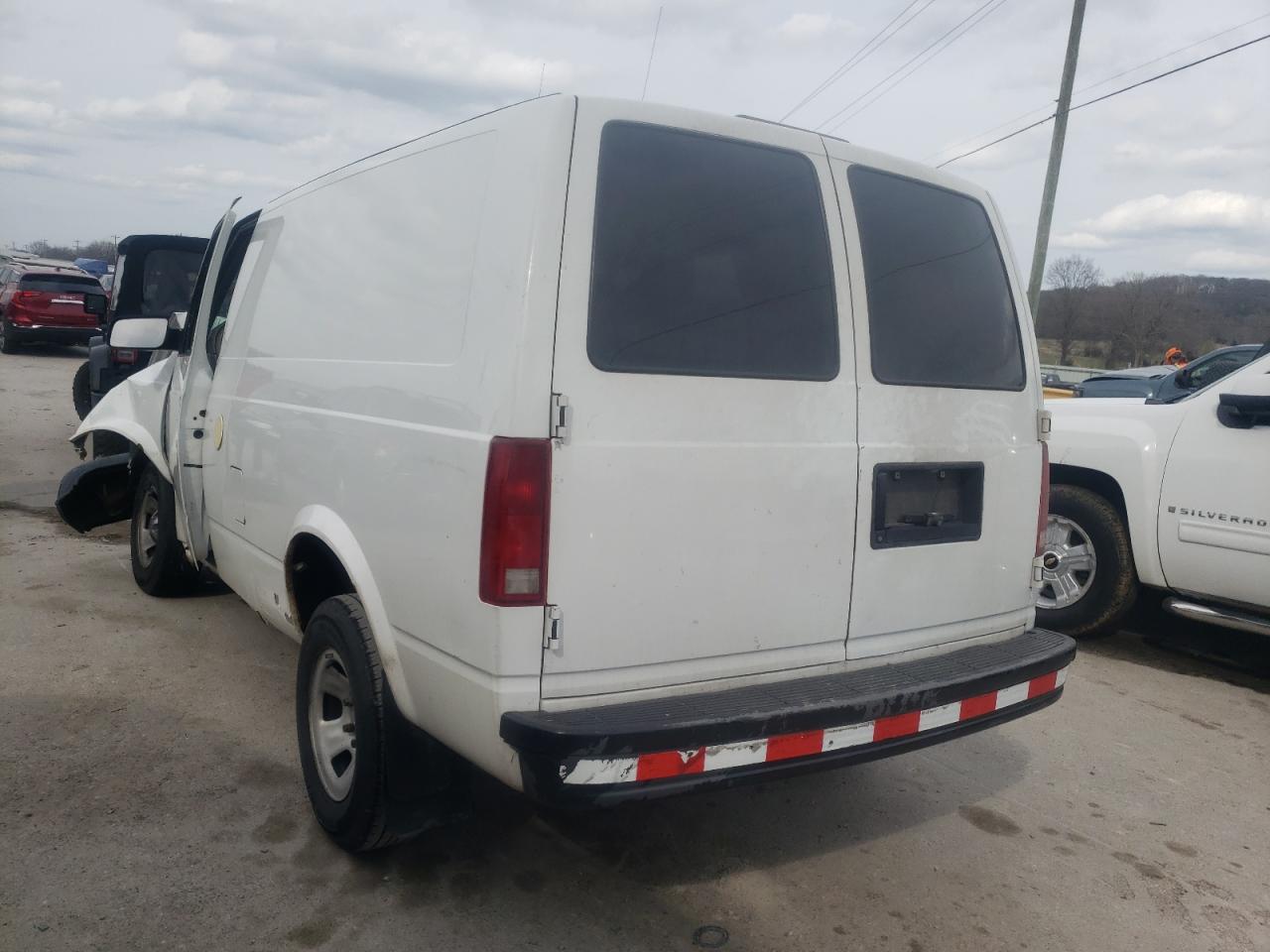 Photo 3 from auction – 2002 CHEVROLET ASTRO with VIN 1GCDL19X12B141066