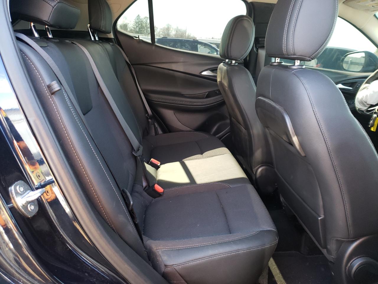 Photo 6 from auction – 2021 BUICK ENCORE GX with VIN KL4MMCSL4MB121097