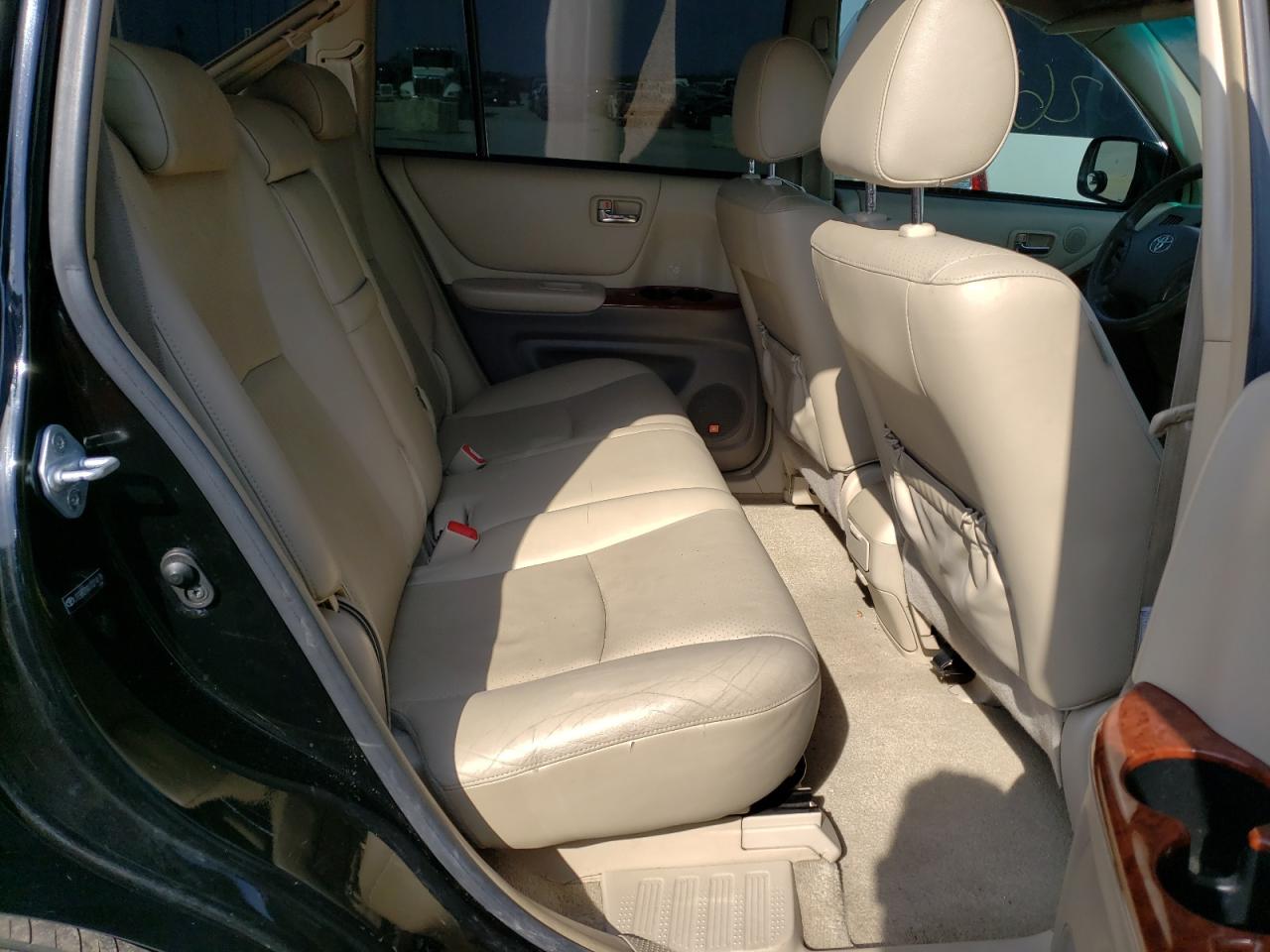 Photo 6 from auction – 2007 TOYOTA HIGHLANDER with VIN JTEEP21AX70214178