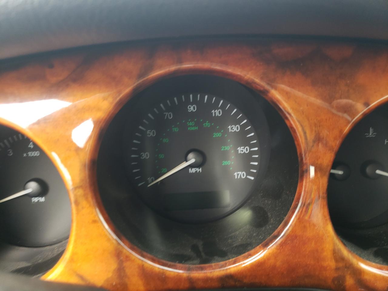 Photo 8 from auction – 1998 JAGUAR XJ8 L with VIN SAJHX6244WC826635