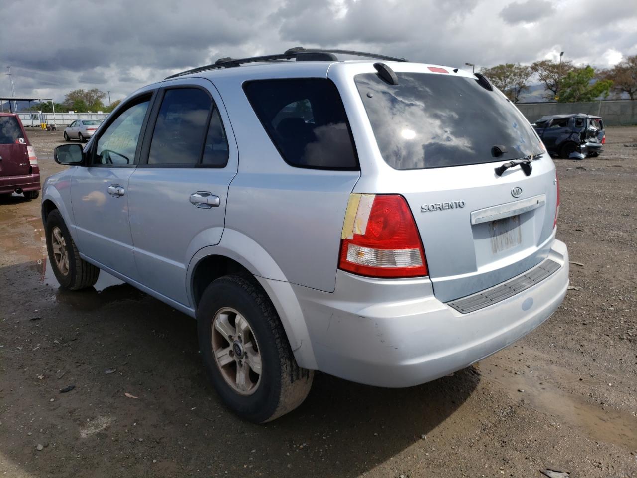 Photo 3 from auction – 2005 KIA SORENTO EX with VIN KNDJD733455447819