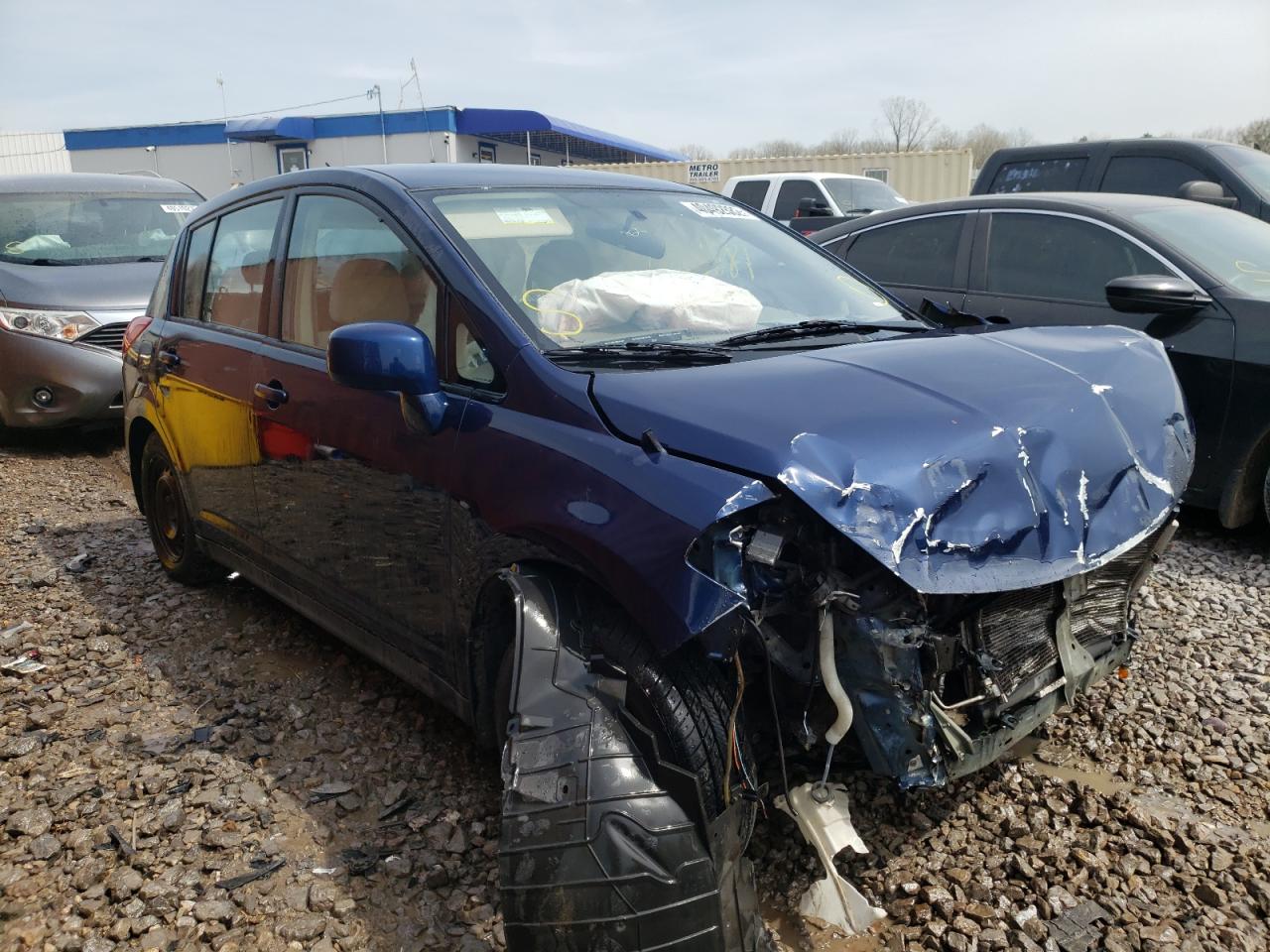 NISSAN VERSA S 2007 with VIN 3N1BC13E37L412717 - Photo from auction