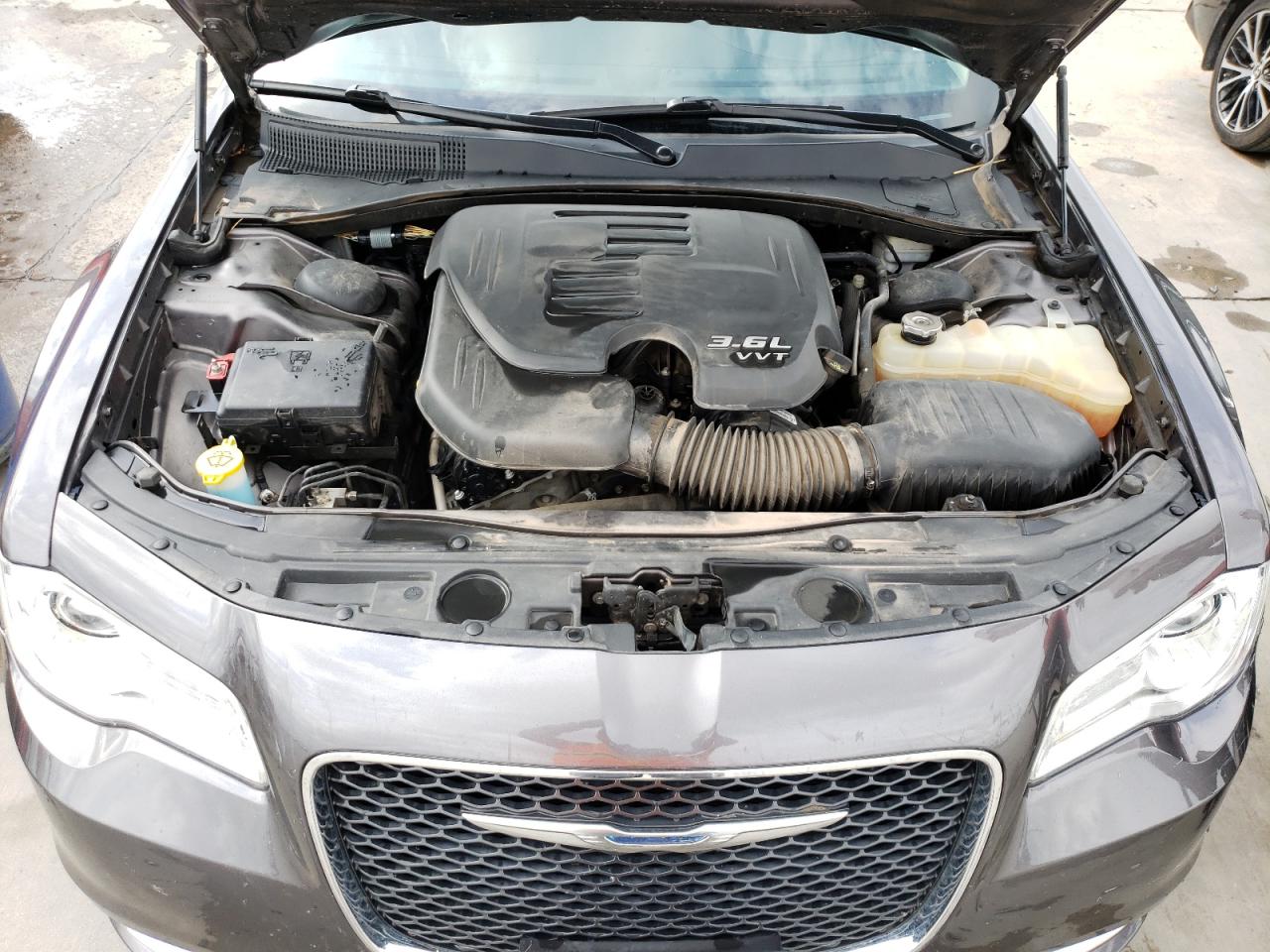 Photo 7 from auction – 2015 CHRYSLER 300 LIMITE with VIN 2C3CCAAG3FH766366