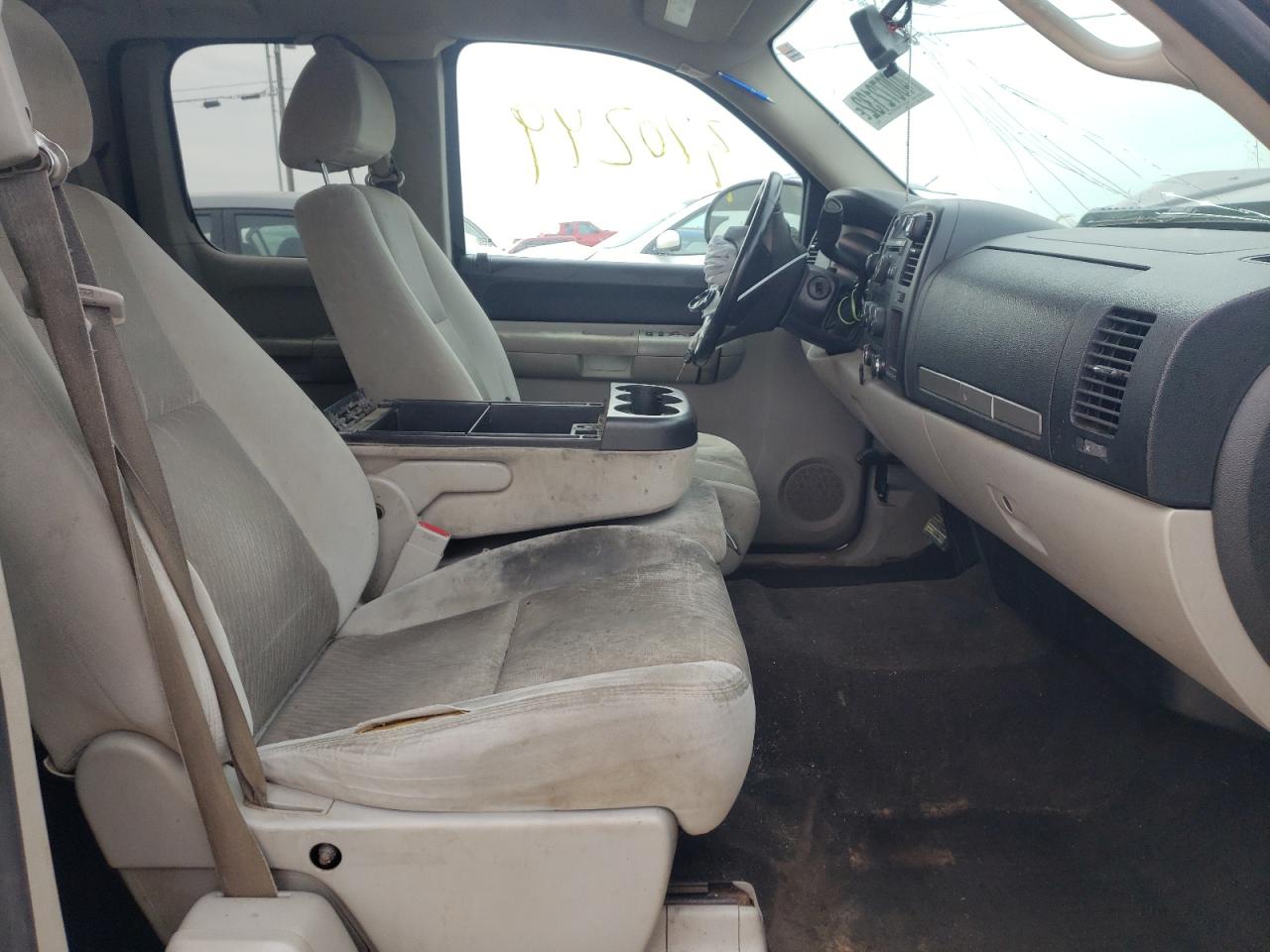Photo 5 from auction – 2009 CHEVROLET SILVERADO with VIN 1GCEC29J19Z211236