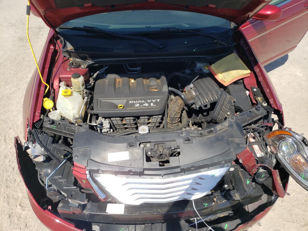 Photo 7 from auction – 2012 CHRYSLER 200 TOURIN with VIN 1C3BCBEB3CN116407