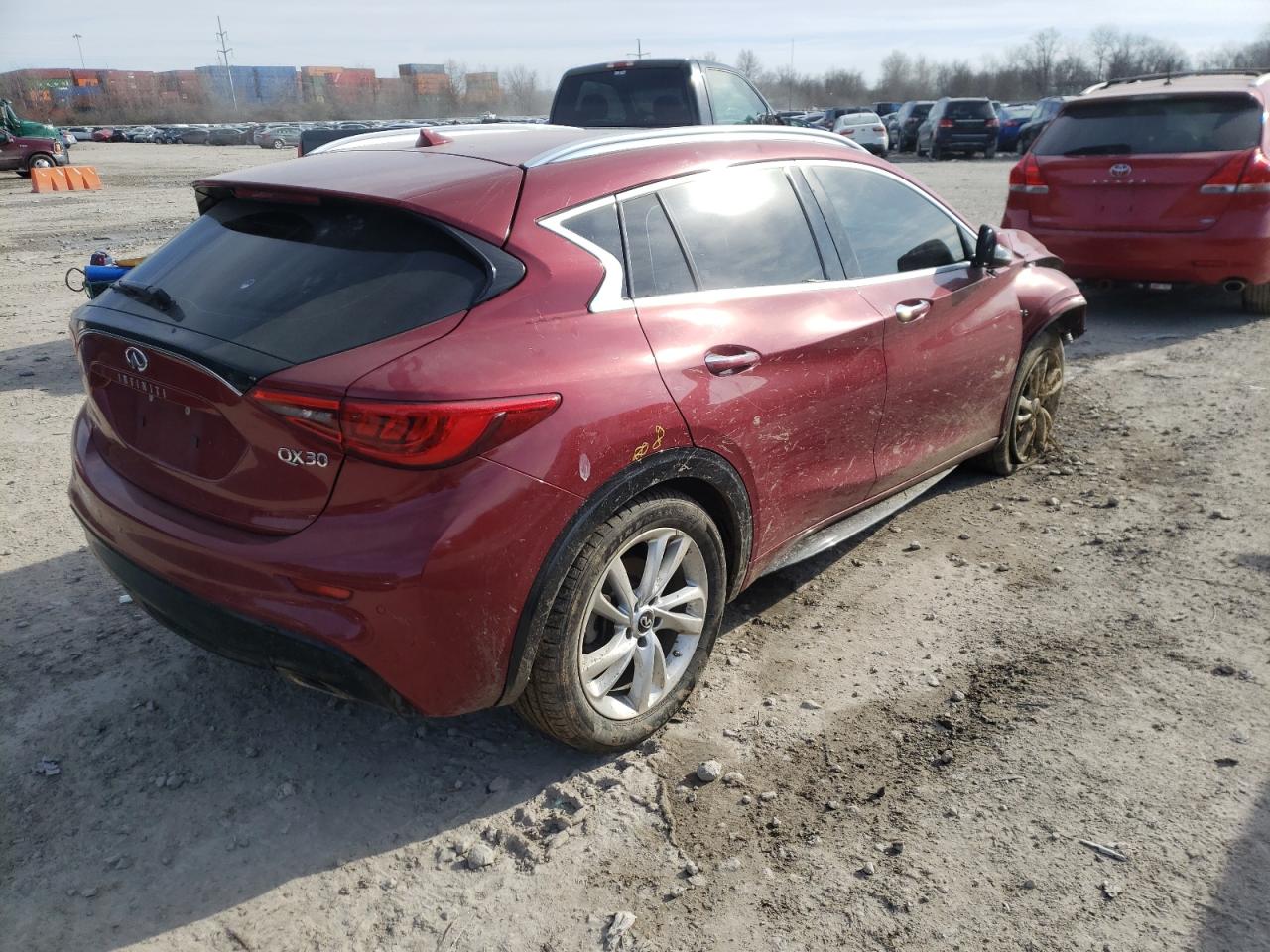 Photo 4 from auction – 2017 INFINITI QX30 BASE with VIN SJKCH5CP3HA035906