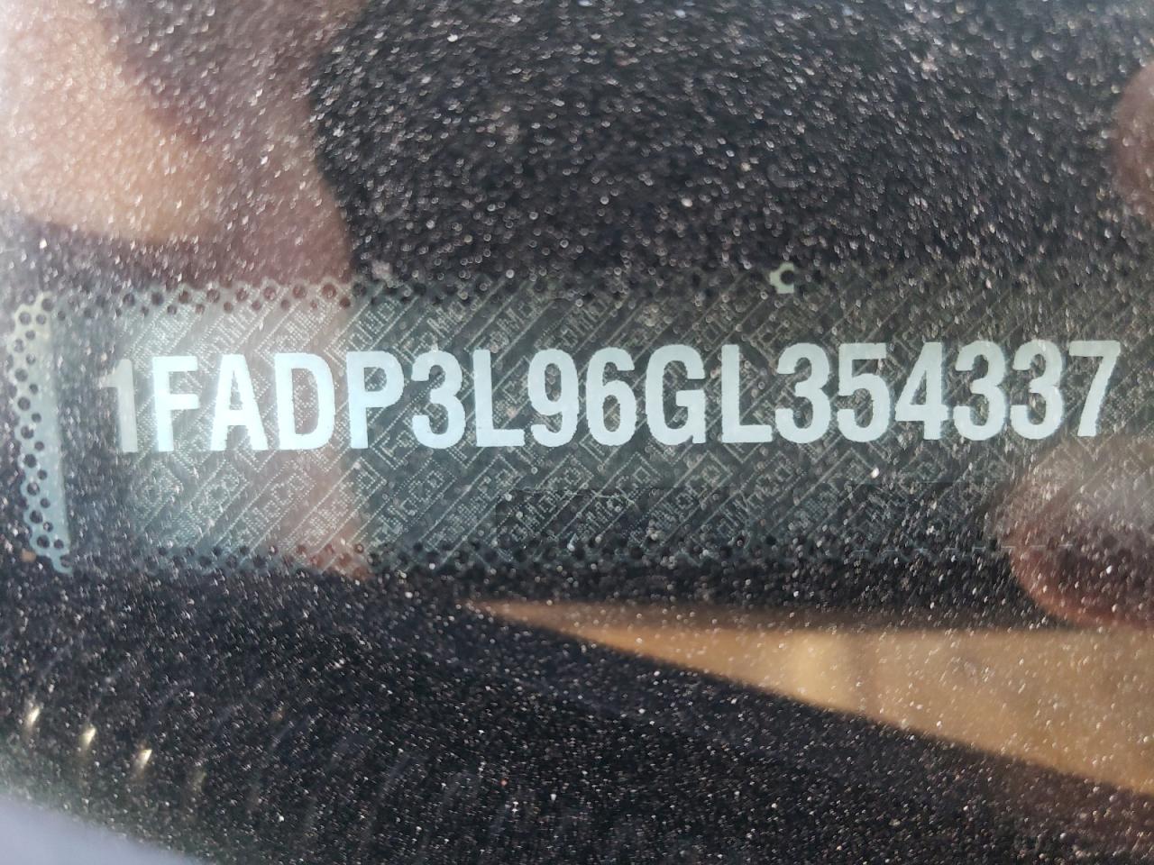 Photo 10 from auction – 2016 FORD FOCUS ST with VIN 1FADP3L96GL354337