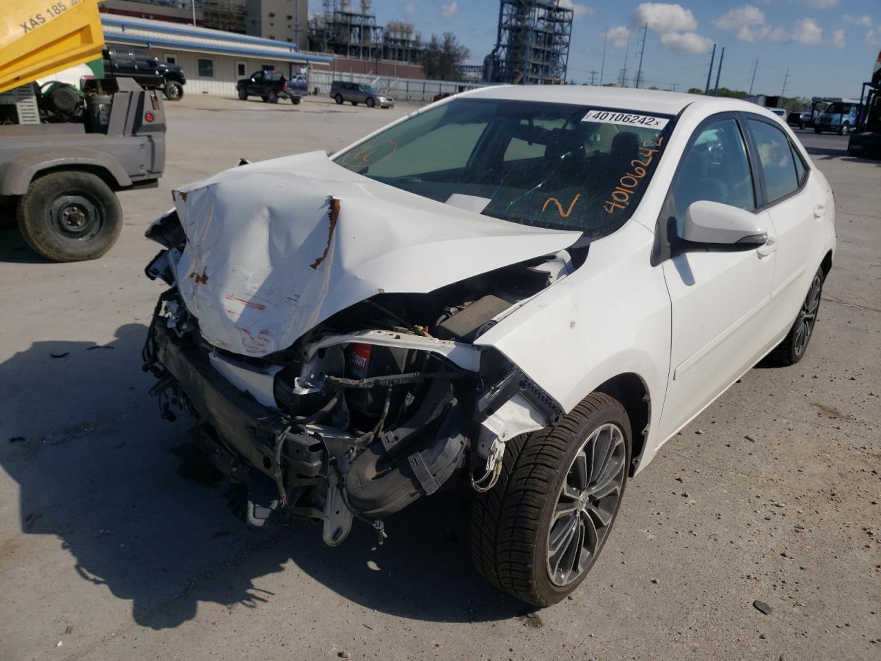 Photo 2 from auction – 2015 TOYOTA COROLLA L with VIN 5YFBURHE2FP258052