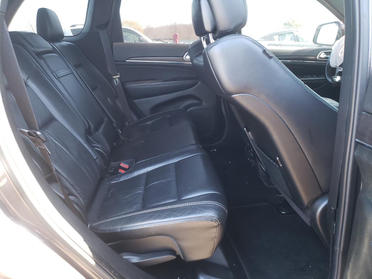 Photo 6 from auction – 2015 JEEP GRAND CHER with VIN 1C4RJFBG8FC644998