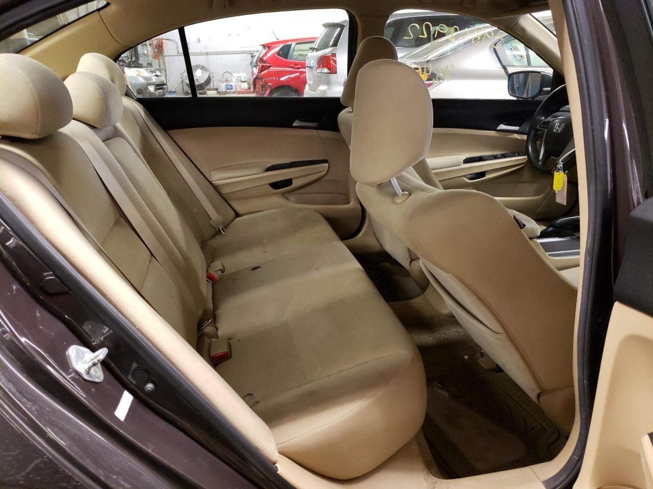 Photo 6 from auction – 2011 HONDA ACCORD LX with VIN 1HGCP2F34BA038691