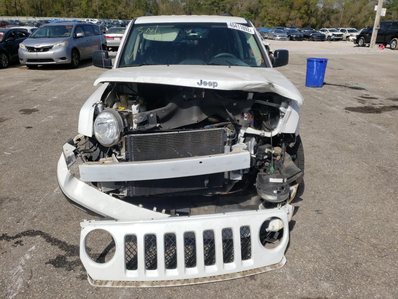 Photo 9 from auction – 2017 JEEP PATRIOT SP with VIN 1C4NJPBA8HD201635