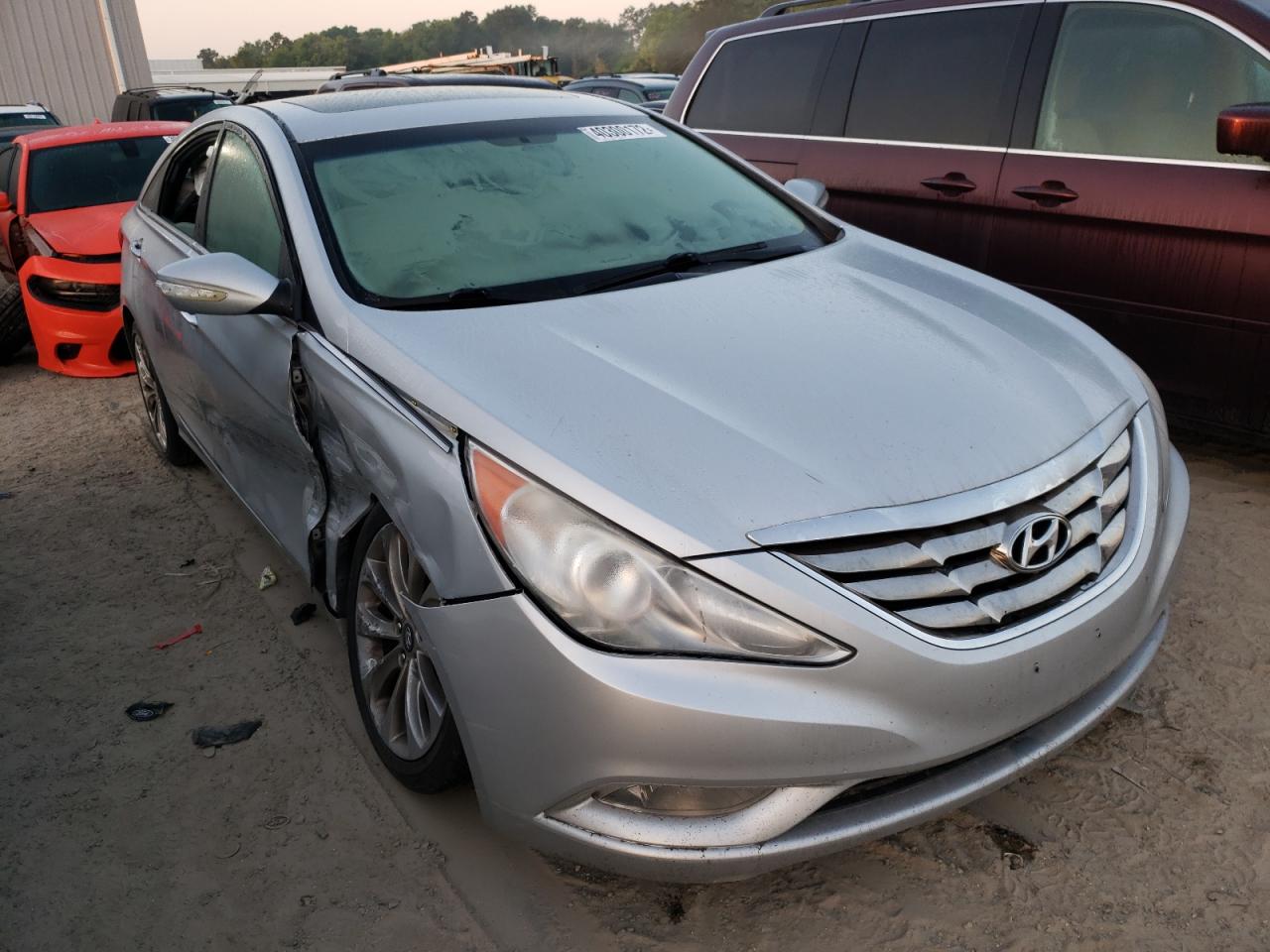 HYUNDAI SONATA SE 2011 with VIN 5NPEC4AB4BH211518 - Photo from auction