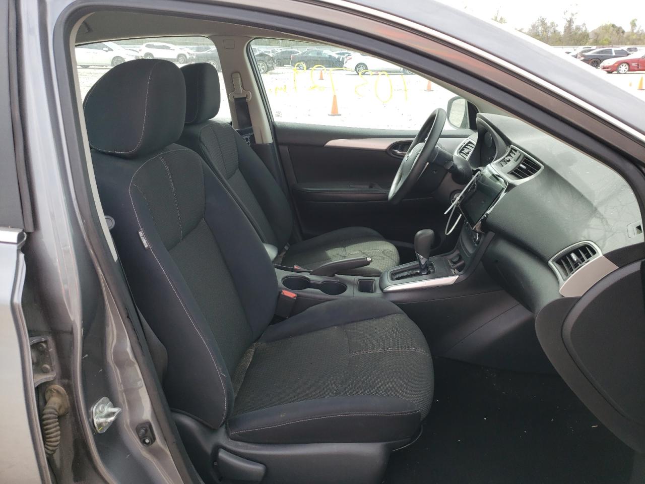 Photo 5 from auction – 2017 NISSAN SENTRA S with VIN 3N1AB7APXHY309501