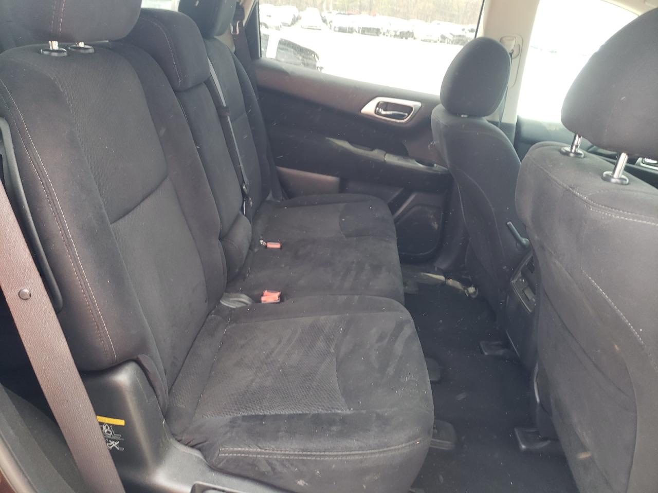 Photo 6 from auction – 2015 NISSAN PATHFINDER with VIN 5N1AR2MM4FC684430