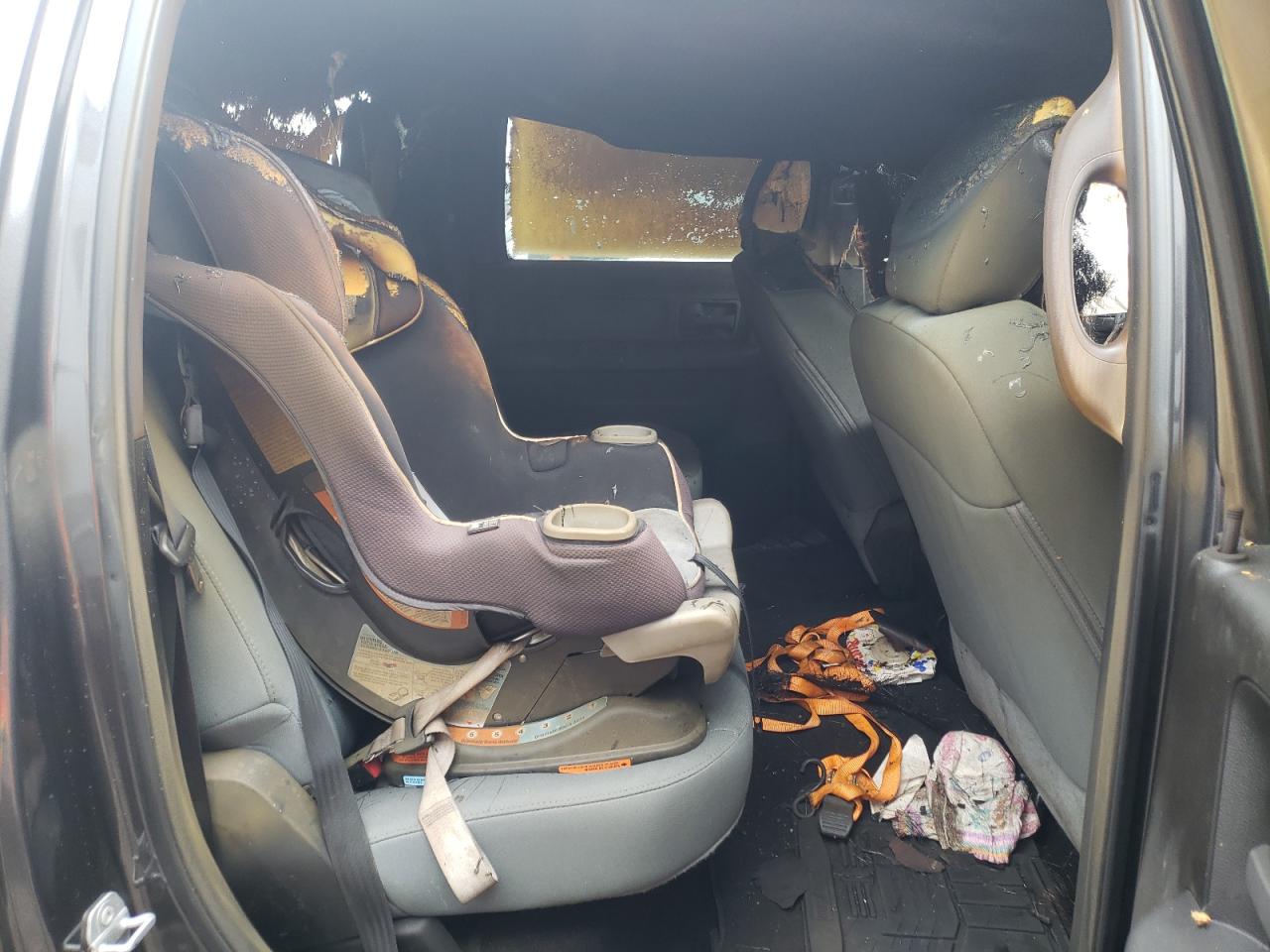 Photo 6 from auction – 2018 RAM 3500 ST with VIN 3C63RPGL7JG285215