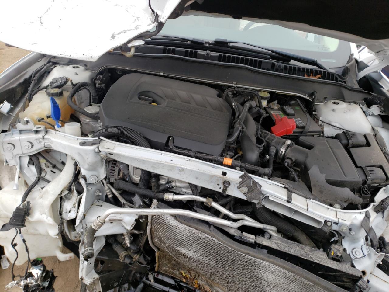 Photo 7 from auction – 2014 FORD FUSION SE with VIN 3FA6P0HD5ER191537