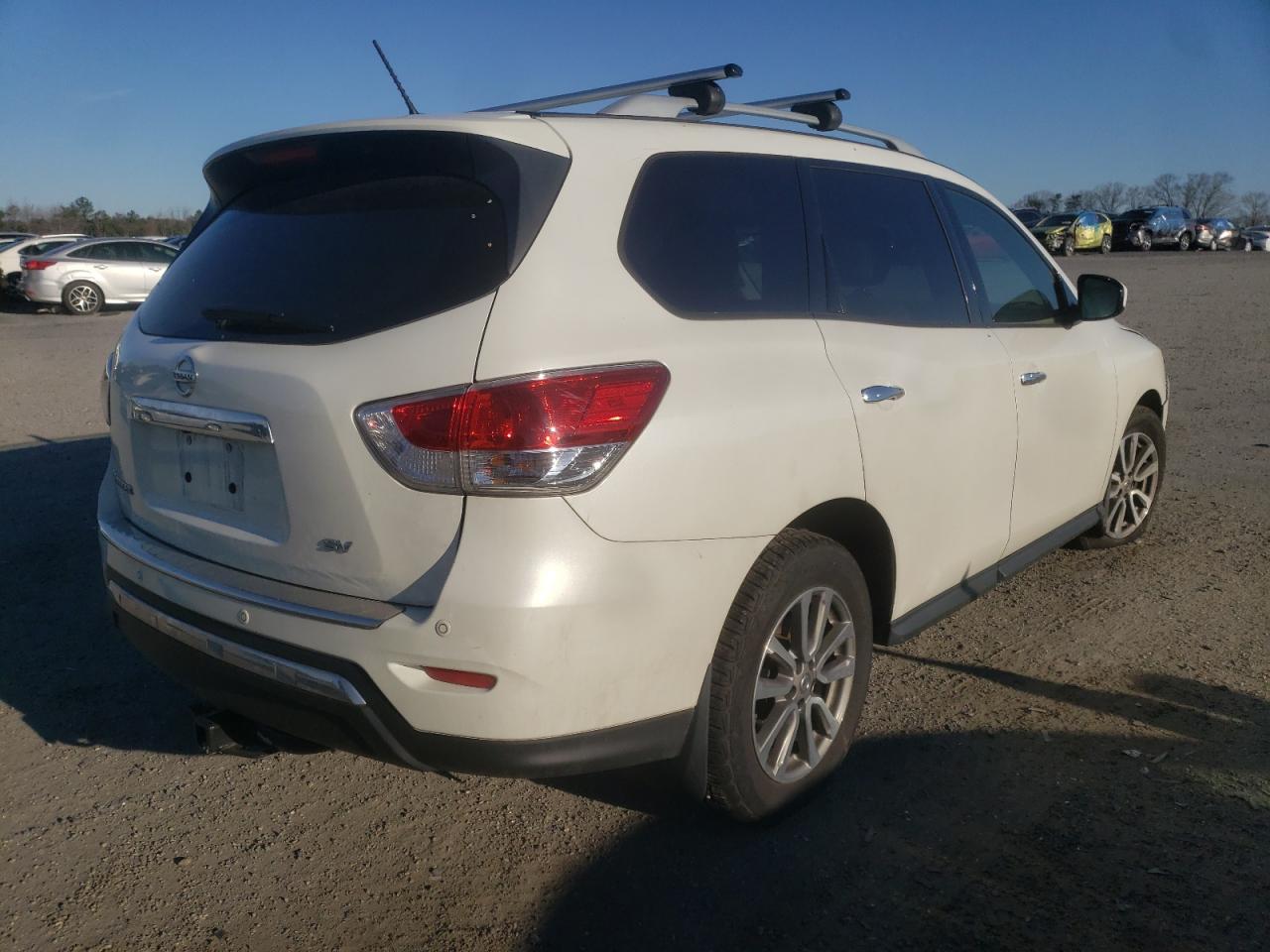 Photo 4 from auction – 2015 NISSAN PATHFINDER with VIN 5N1AR2MN0FC651854