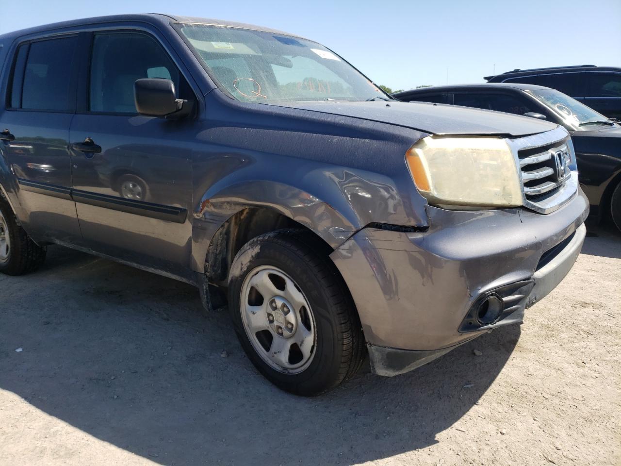 Photo 9 from auction – 2015 HONDA PILOT LX with VIN 5FNYF3H29FB016085
